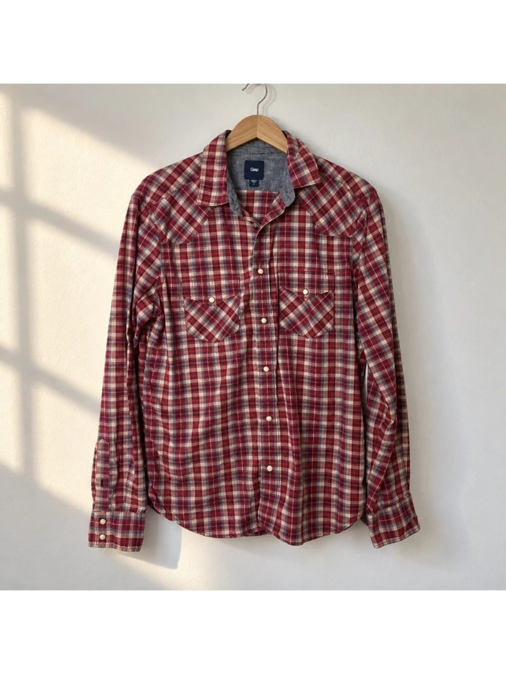 GAP Men's Small Red Plaid Western Snap Shirt Double Pocket Long Sleeve